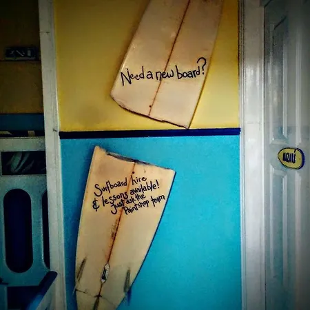 The Paintshop Хостел *